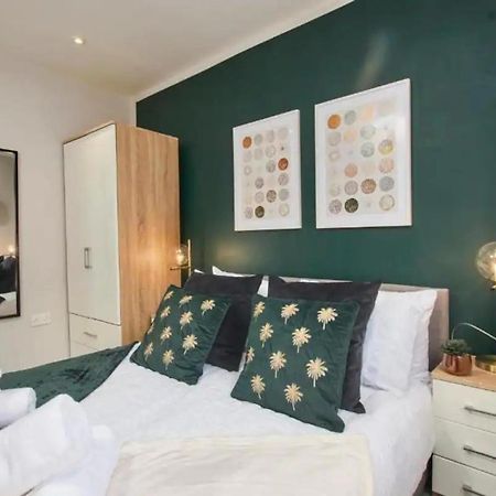 Beautiful 1 Bedroom Flat In Leeds - Sleeps 4 Esterno foto