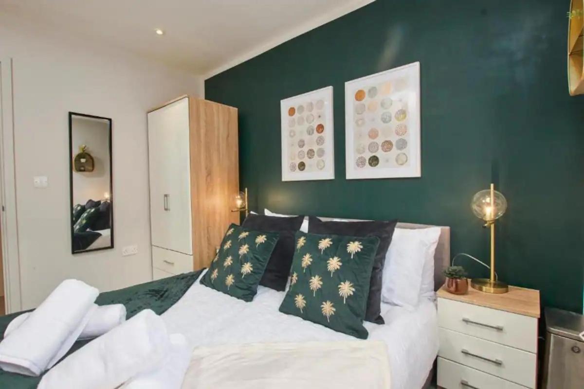 Beautiful 1 Bedroom Flat In Leeds - Sleeps 4 Esterno foto